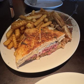 The Foxy Brown - Patty Melt with Fries - Comfort Food Near Me - Fort Lauderdale, Florida The Foxy Brown - Patty Melt with Fries - Comfort Food Near Me - Fort Lauderdale, Florida