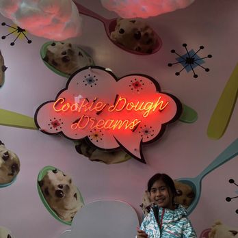 Cookie Dough Dreams - Birthday girl - Desserts Near Me - Burbank, California