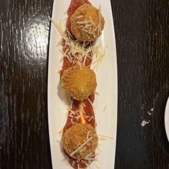 District 21 Restaurant - Arancini appetizer - New American Near Me - Oklahoma City, Oklahoma