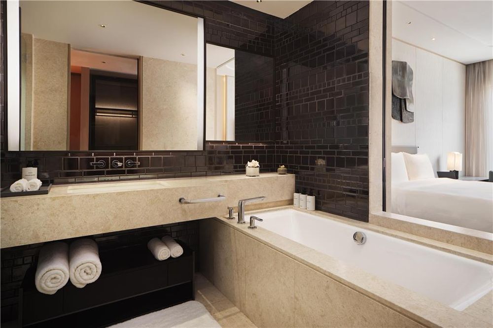 Renaissance Kuala Lumpur Hotel