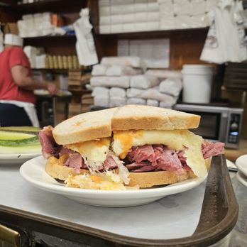 Katz's Delicatessen - Sandwich - Delis Near Me - New York, New York
