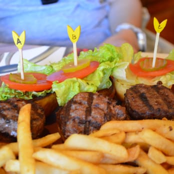 Kilauea Lodge - Mini burger combo - Hotels Near Me - Volcano, Hawaii Kilauea Lodge - Mini burger combo - Hotels Near Me - Volcano, Hawaii