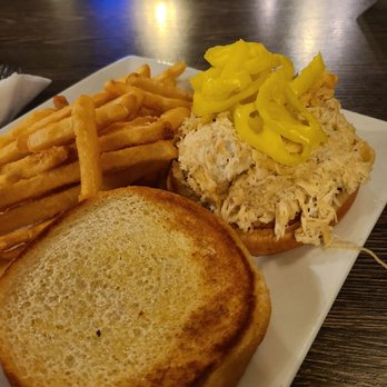 David Reay's Modern Diner + Tavern - Mississippi Crack Chicken Sandwich - Diners Near Me - Onalaska, Wisconsin