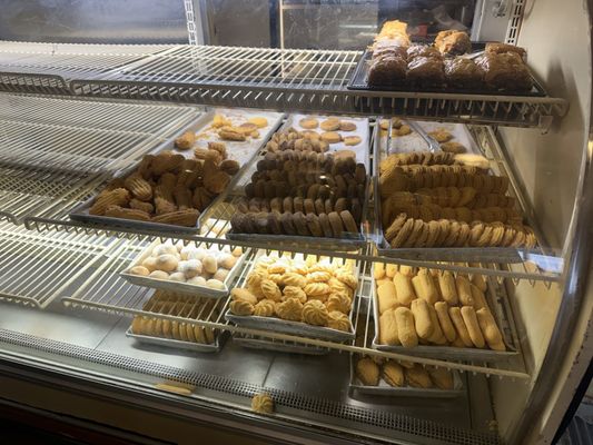 Dama Restaurant and Pastry by null