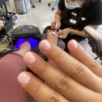 Sun Nails - Mimi is the best!! She did my gel pedicure - Nail Salons Near Me - Los Angeles, California Sun Nails - Mimi is the best!! She did my gel pedicure - Nail Salons Near Me - Los Angeles, California