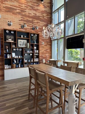 Bluetree Cafe Kakaako by null