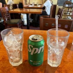Charley Noodle & Grill - Sprite with extra ice