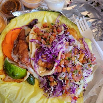 La Grana Fish - Three tacos with sauces - Seafood Near Me - Oakland, California La Grana Fish - Three tacos with sauces - Seafood Near Me - Oakland, California