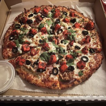 Tandoori Slice - Tandoori Chicken Pizza - Pizza Near Me - Des Moines, Washington
