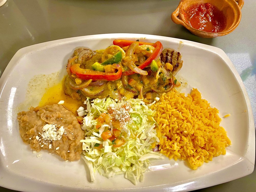 Mar y Tierra — Mexican restaurant in Oshawa