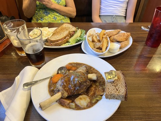 Irish Wolfhound Restaurant & Pub by null