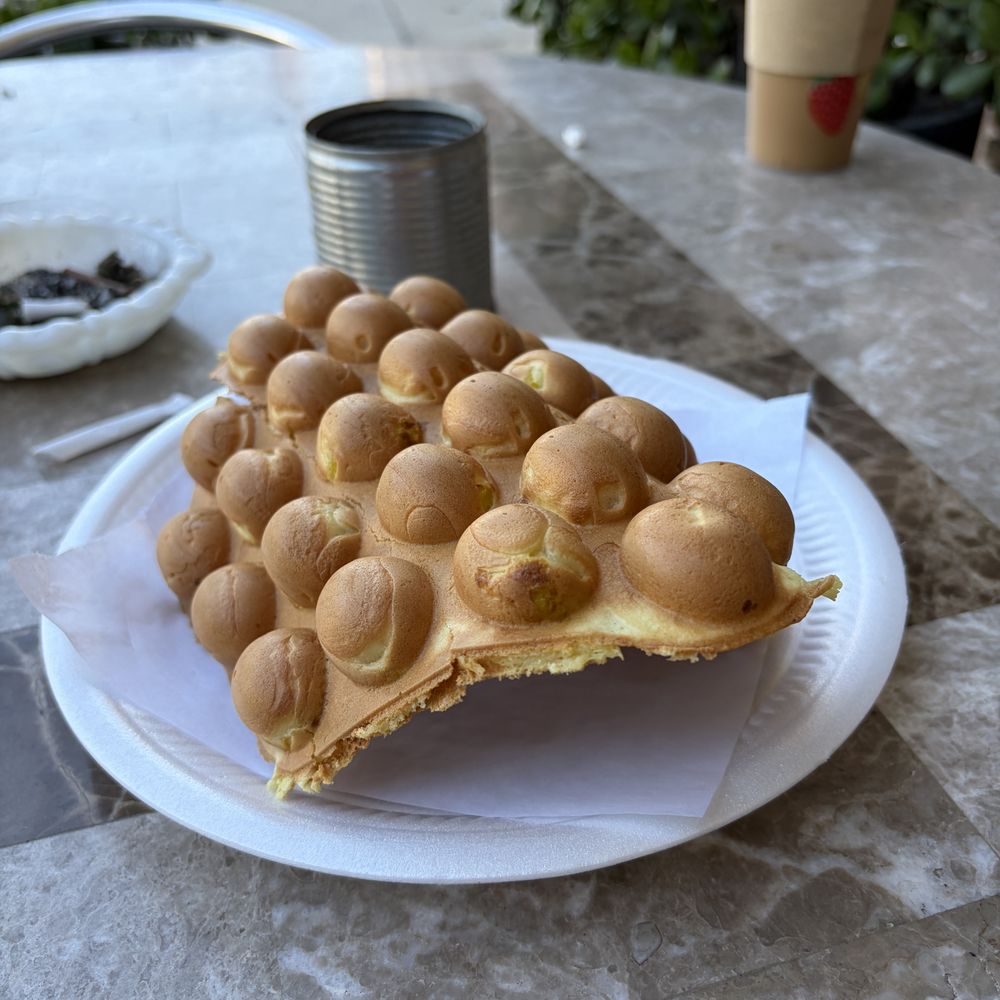 Fresh Roast - Egg waffle with Portuguese egg custard - Coffee & Tea Near Me - San Gabriel, California
