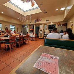 El Nayarit - Inside restaurant