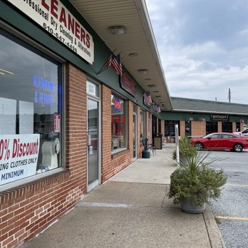 Angel Cleaners - Malvern Shopping center - Dry Cleaning Near Me - Malvern, Pennsylvania