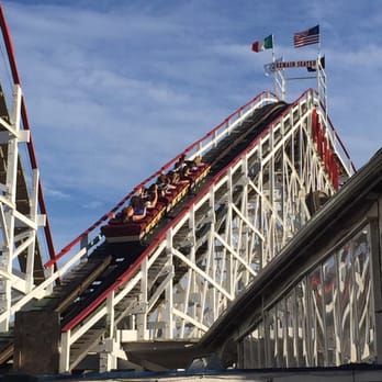 Cyclone Coaster - Going up? There's a great view at the top....before you start screaming of course. - Amusement Parks Near Me - Brooklyn, New York