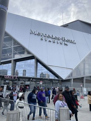Mercedes-Benz Stadium by null