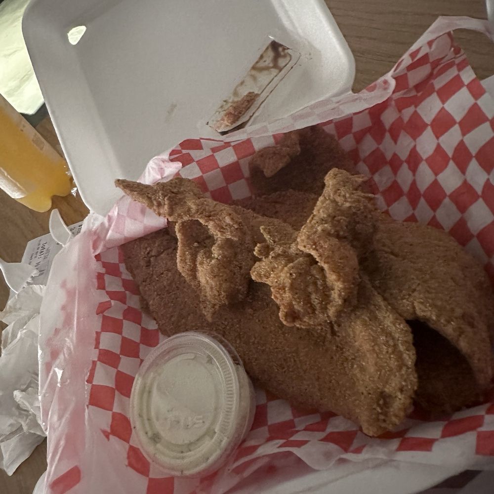King Seafood - Fried fish 3 pieces with 3 fried shrimp it was so good. This was a good night for me. - Seafood Near Me - Houston, Texas King Seafood - Fried fish 3 pieces with 3 fried shrimp it was so good. This was a good night for me. - Seafood Near Me - Houston, Texas