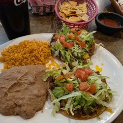 Isabella's Kitchen - chalupa plate