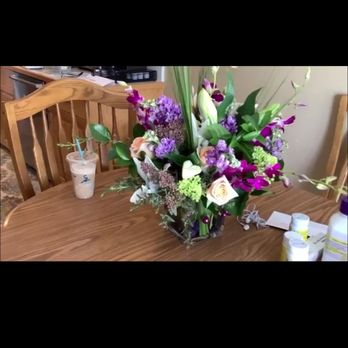 Soderberg's Florist & Flower Delivery - Florists Near Me - Minneapolis, Minnesota
