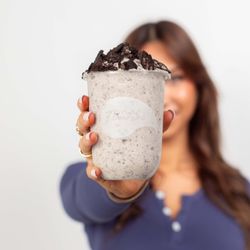 TBaar - Cookies & Cream Shake
