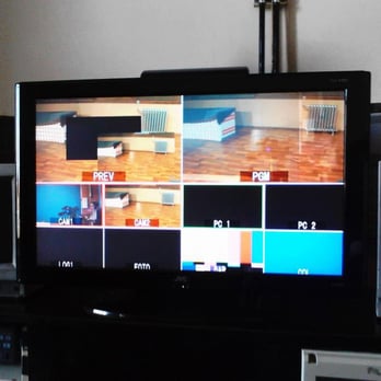 ISER - Control del estudio de TV. - Colleges & Universities Near Me - Buenos Aires, C