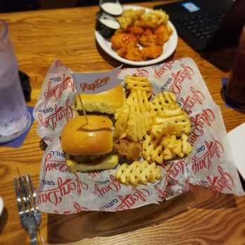 Glory Days Grill - Kids Sliders - Sports Bars Near Me - Riverview, Florida Glory Days Grill - Kids Sliders - Sports Bars Near Me - Riverview, Florida