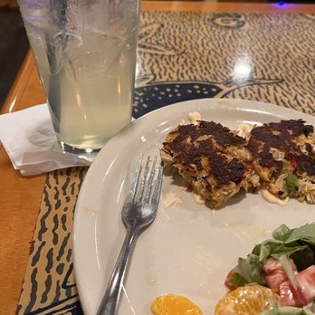 Shells Seafood - Tampa - House margarita with crab cake appetizer - Seafood Near Me - Tampa, Florida Shells Seafood - Tampa - House margarita with crab cake appetizer - Seafood Near Me - Tampa, Florida