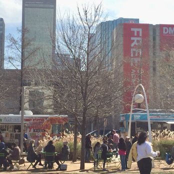 Klyde Warren Park - Park filled with elementary students during lunchtime! - Parks Near Me - Dallas, Texas Klyde Warren Park - Park filled with elementary students during lunchtime! - Parks Near Me - Dallas, Texas
