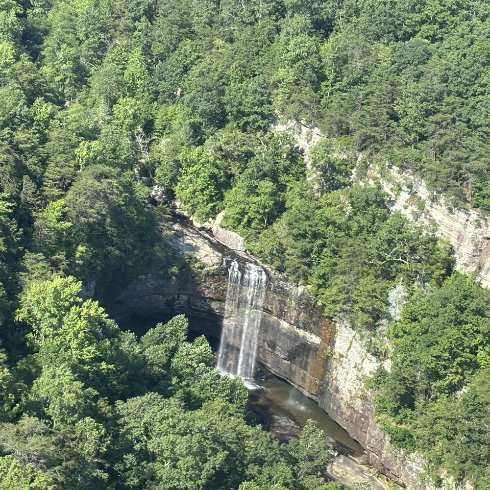 Elite Helicopters - Aerial Tours Near Me - Chattanooga, Tennessee