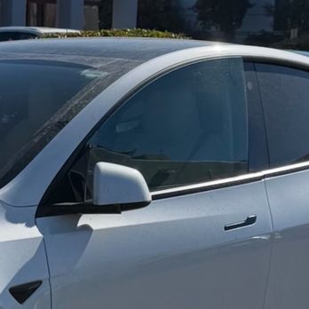 Unique Towing - Window cracked with door closed - Towing Near Me - Santa Clara, California Unique Towing - Window cracked with door closed - Towing Near Me - Santa Clara, California