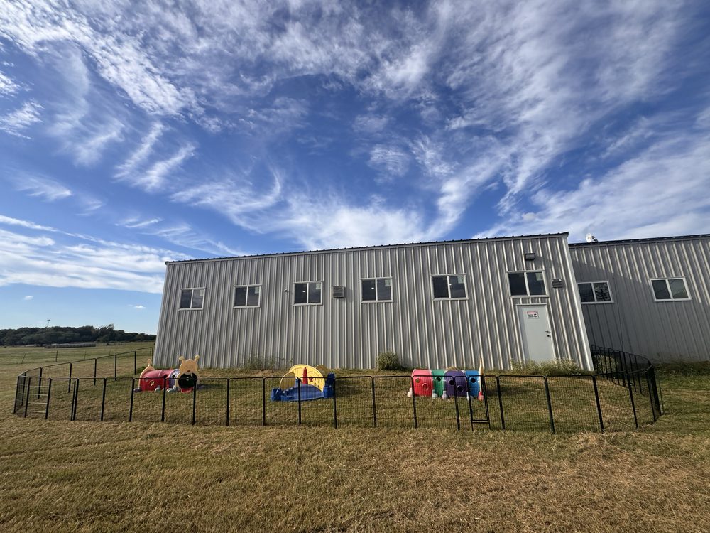 Us Prestigious Pet Villa - pet boarding facility in Blooming Grove, TX