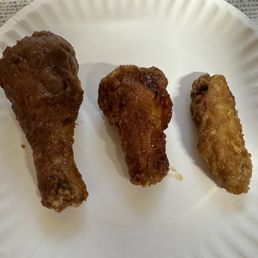 The difference in size of wings