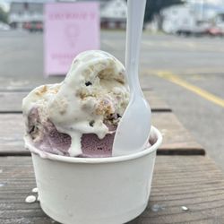 Lacroix’s Homemade Ice Cream