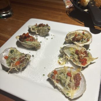 Black Canyon Restaurant - Chesapeake Bay Oysters with bacon - Steakhouses Near Me - Fort Wayne, Indiana
