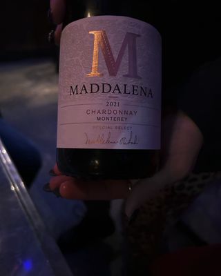 Metropolitan NY Pizza+Burgers+Cocktails by null Metropolitan NY Pizza+Burgers+Cocktails by null