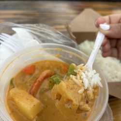 Yellow Curry - peppers, potatoes, i choose chicken