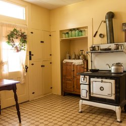 Gentle House - The picture-perfect kitchen is the ideal background for many different photo opportunities!