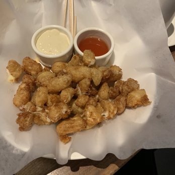 Yard House - Wisconsin Fried Cheese Curds - New American Near Me - San Jose, California Yard House - Wisconsin Fried Cheese Curds - New American Near Me - San Jose, California
