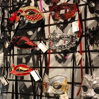 Gothic Renaissance - Costumes Near Me - New York, New York
