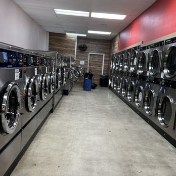 Jenny's Laundry Spa - Laundromat Near Me - Yucaipa, California