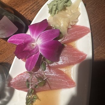 Te- Buru - Bluefin - Sushi Bars Near Me - Long Beach, California Te- Buru - Bluefin - Sushi Bars Near Me - Long Beach, California