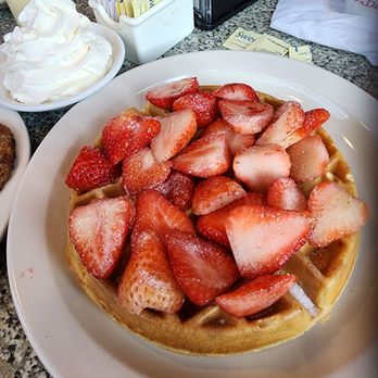 Tito's Diner - American Near Me - Fredericksburg, Virginia