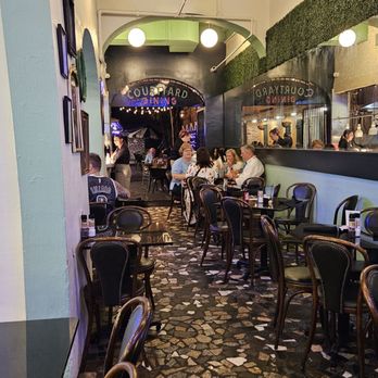 Rex House Kitchen & Courtyard - Cajun/Creole Near Me - New Orleans, Louisiana