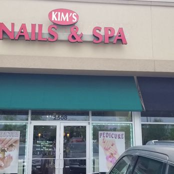 Kim's Nails & Spa - "Kim's Nail & Spa" is fabulous! Clean, prompt, courteous techs w experience. My feet couldn't be happier and my nails look GREAT for WEEKS! - Nail Salons Near Me - Winchester, Virginia