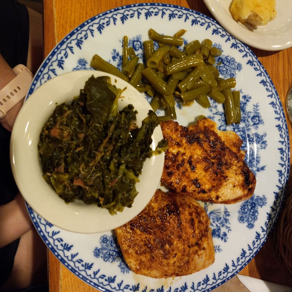 Cracker Barrel Old Country Store - Chicken collard greens and green beans - Southern Near Me - Irmo, South Carolina Cracker Barrel Old Country Store - Chicken collard greens and green beans - Southern Near Me - Irmo, South Carolina