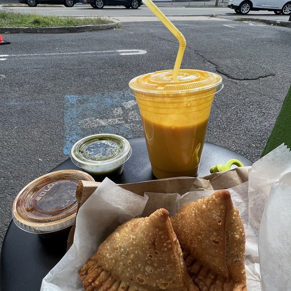 Delhi Garden - Meat Samosa and Mango Lassi - Indian Near Me - Edison, New Jersey Delhi Garden - Meat Samosa and Mango Lassi - Indian Near Me - Edison, New Jersey