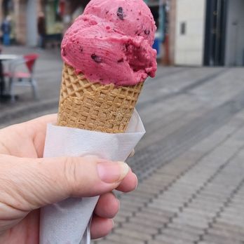 Eiscafe Sirena - Ice Cream & Frozen Yogurt Near Me - Nuremberg, BY