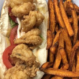 Fried Shrimp Po'Boy Fried Shrimp Po'Boy