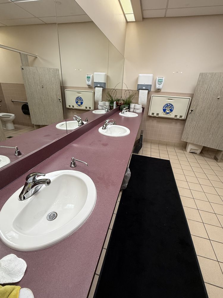 Slide of Hometown Plumbing