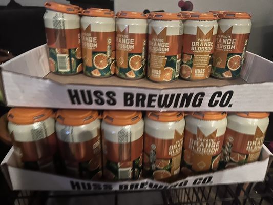 Huss Brewing by null